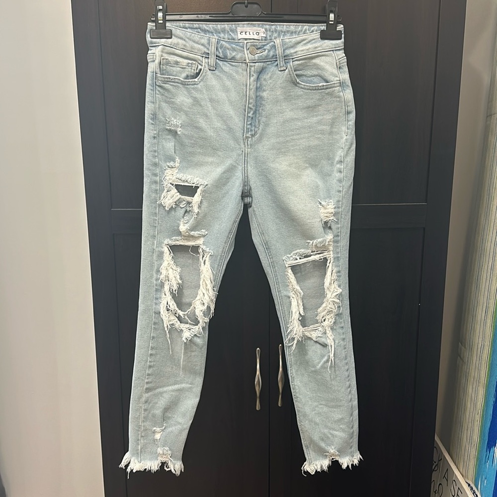 Cello Light Wash Distressed Cropped Jeans